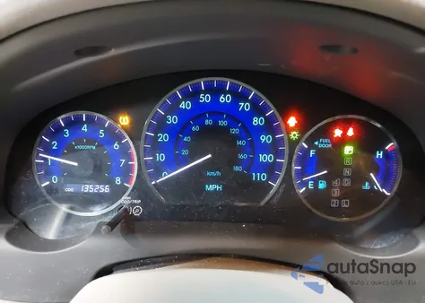 2010 Toyota Sienna Xle z USA, uszkodzony, nr VIN 5TDYK4CC3AS318073